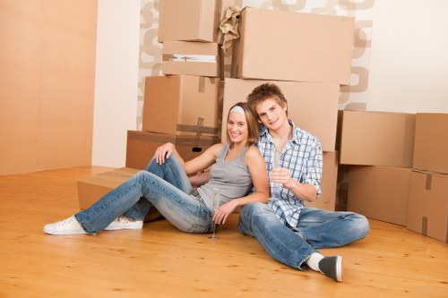 Moving truck service for busy streets and loading access in Soho